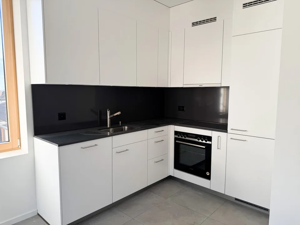 Claro - 2.5 + guardaroba - prima locazione (ref. 69-11)