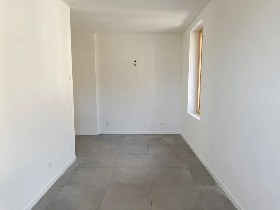 Klar - 2,5 + Garderobe - Erstbezug (Ref. 69-11) – Foto 7 von 11