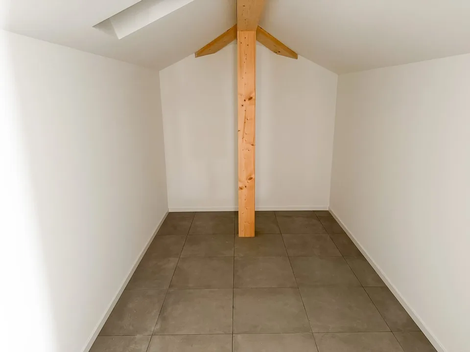 Klar - 2,5 + Garderobe - Erstbezug (Ref. 69-11) – Foto 9 von 11