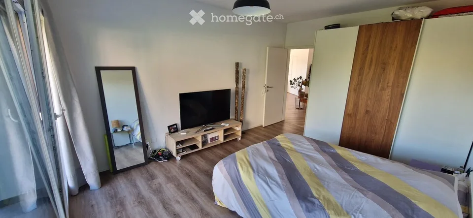 Außergewöhnliche 120m2-Wohnung in idyllischer Umgebung
