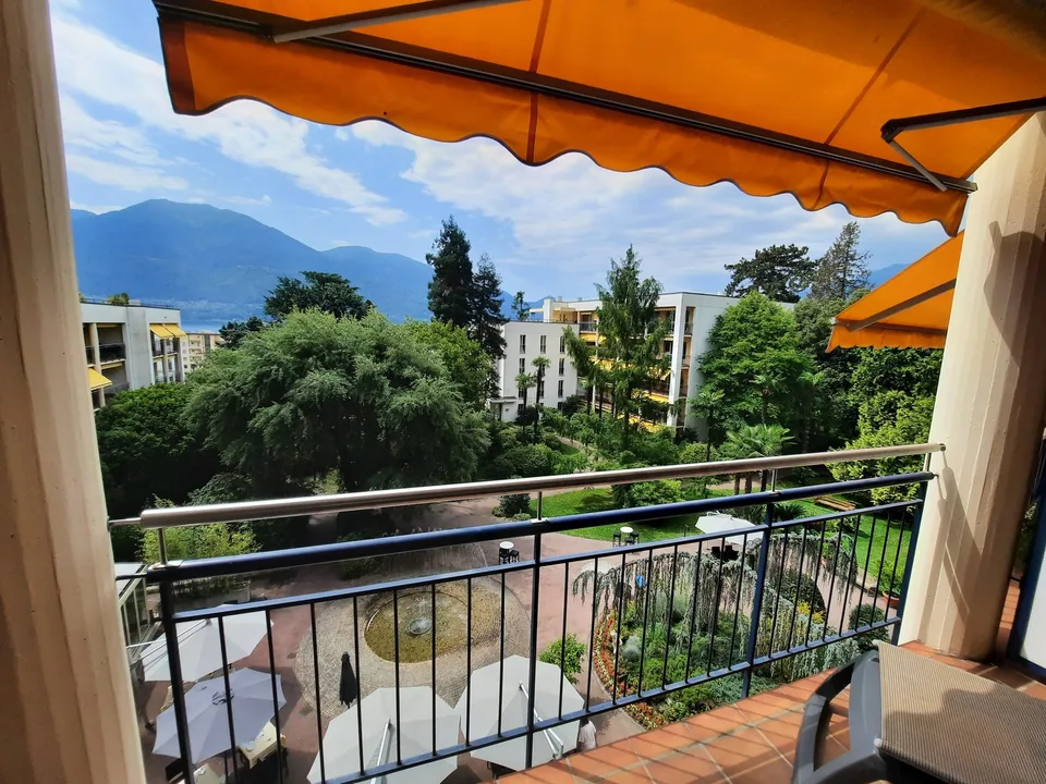 Appartement confortable 1.5 pièces meublé à Muralto avec balcon