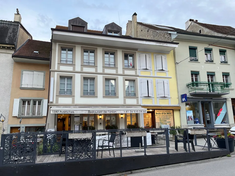 Mit einer großen Terrasse, sehr gut gelegen – Foto 11 von 12