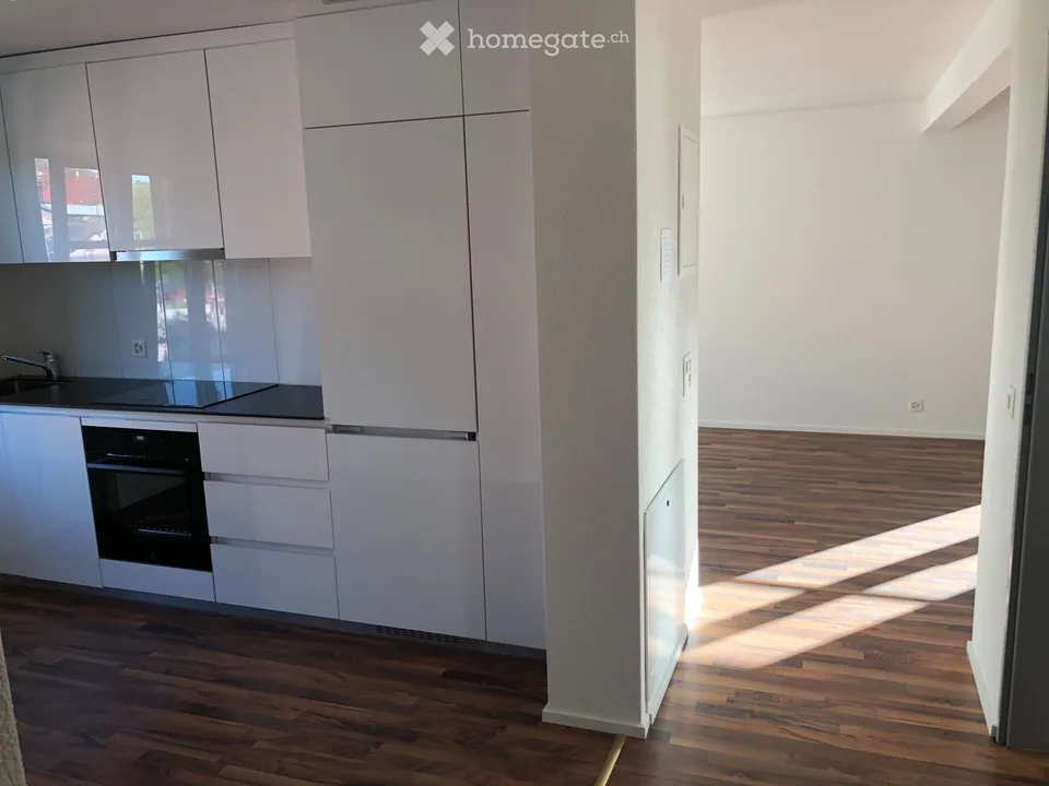 Charmante 4-Zimmer-Wohnung an zentraler Lage zu vermieten