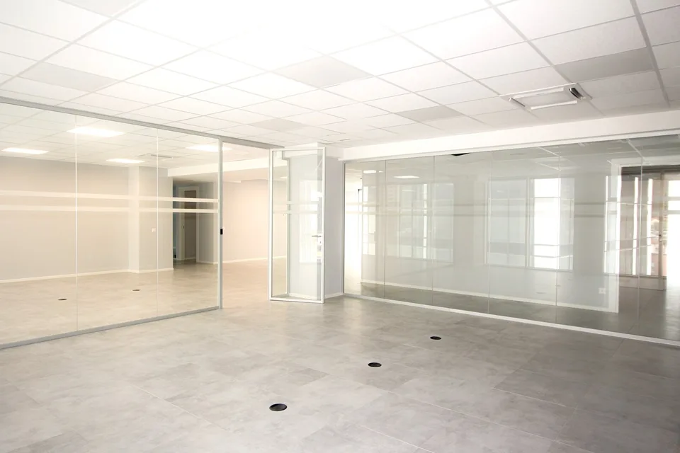 Büro zu vermieten, 400 m² - Verwaltungs- und Geschäftszentrum im Herzen von Chiasso