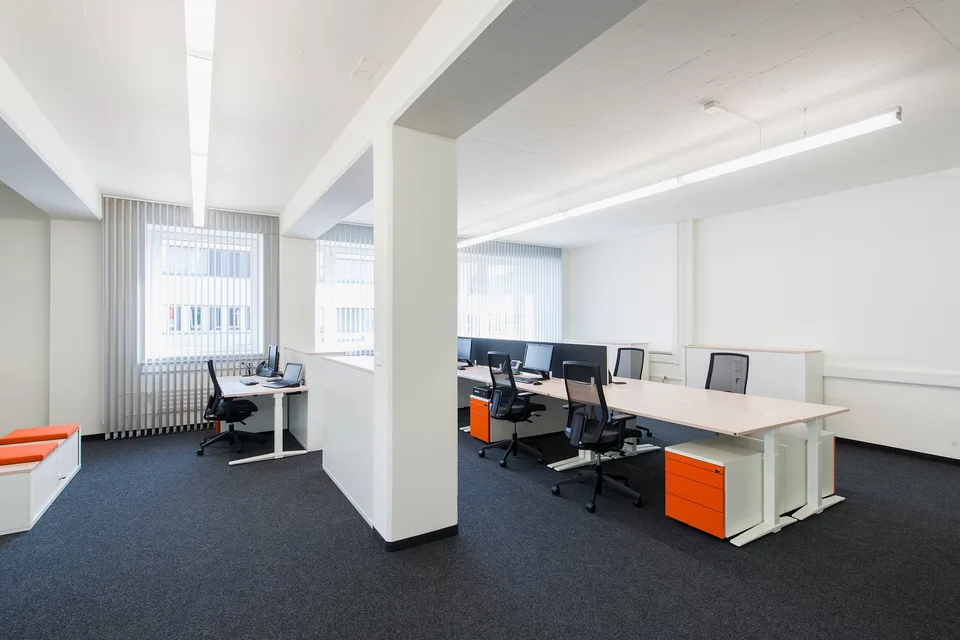 Espace de bureau aménagé dans un emplacement idéal à Dietlikon – 510 m² au 1er étage