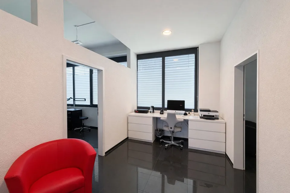 Moderne Gewerbefläche / Studio an Toplage in Dübendorf zu vermieten!