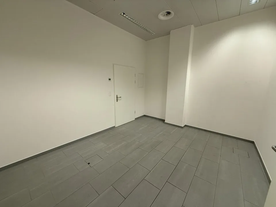 Oggetto commerciale attraente in una posizione centrale a Basel-Stadt – foto 6 di 8