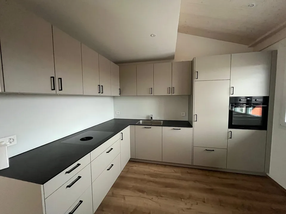 Appartamento maisonette 3.5 locali in un edificio nuovo – vita tranquilla e moderna a Wolfwil