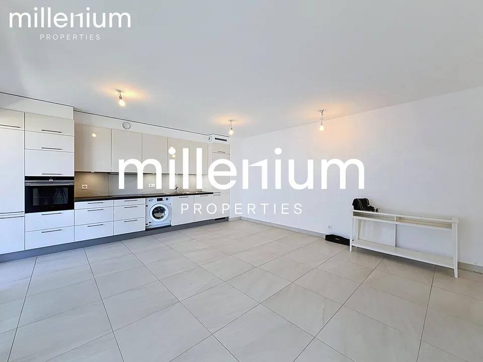 Appartement 4 pièces avec grand balcon et prestations modernes à Meyrin