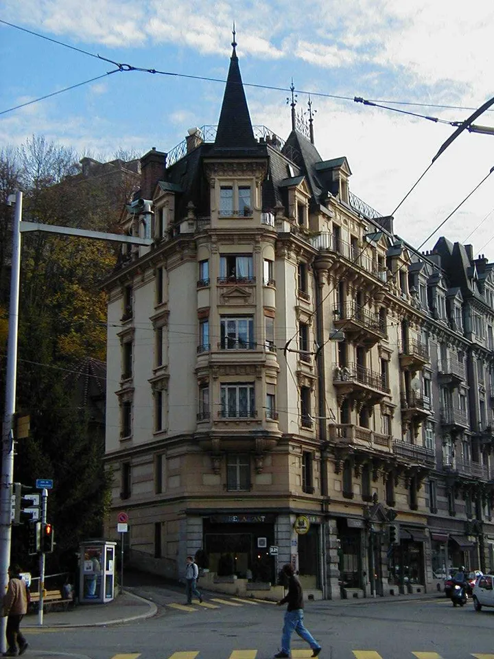 Rue Dr César-Roux 5, à Lausanne - Local de 17m2