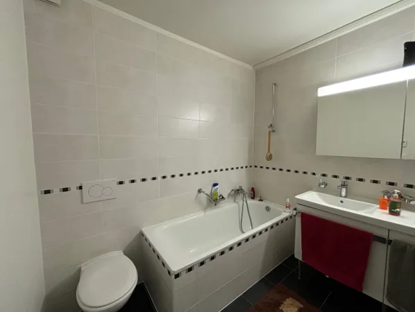 Prächtige 4.5-Zimmer-Wohnung im Erdgeschoss