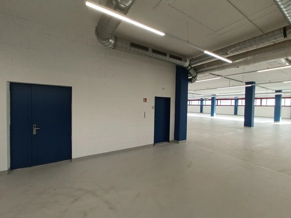 Gewerbe- Lagerflächen zu vermieten 800 - 6800 m2