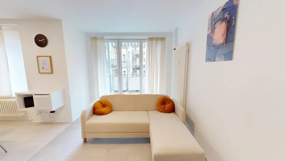 Incantevole appartamento 3.5 locali con balcone a Zürich 8006