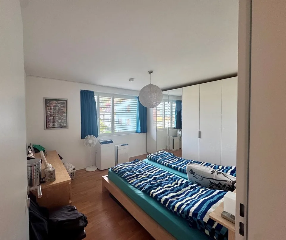 moderne 5.5-Zimmerwohnung im Grünen