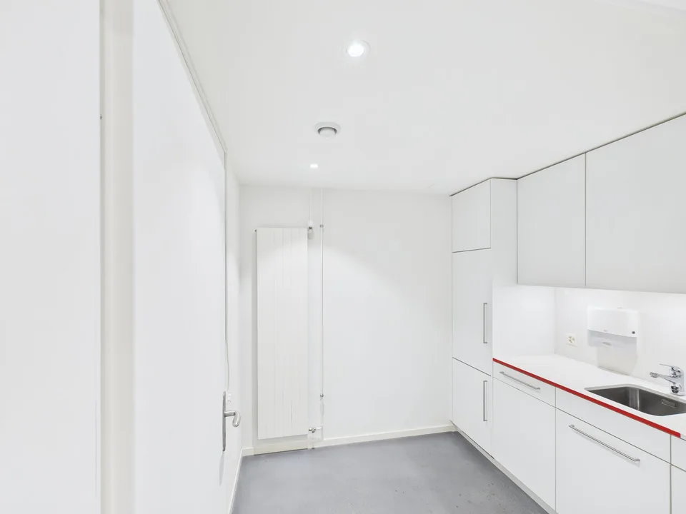Location intermédiaire possible ! - espace commercial de haute qualité dans la vieille ville – photo 8 sur 10