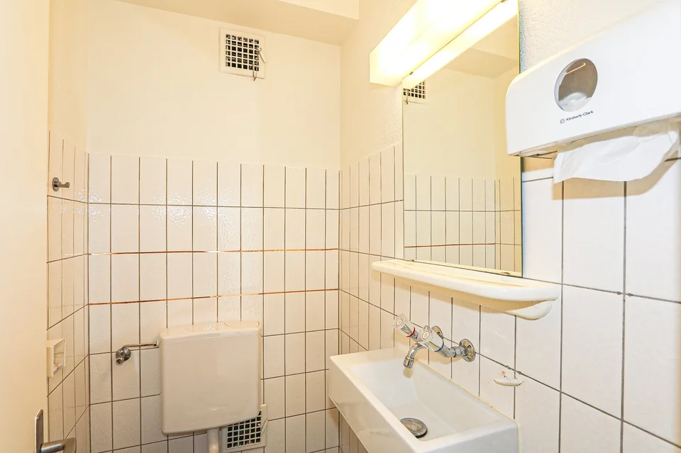 Ihre neue Adresse mitten im Herzen von Riehen – im 1. Obergeschoss direkt am Dorfplatz!