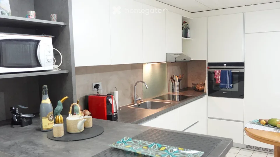 Chambre en colocation alliant confort et élégance.