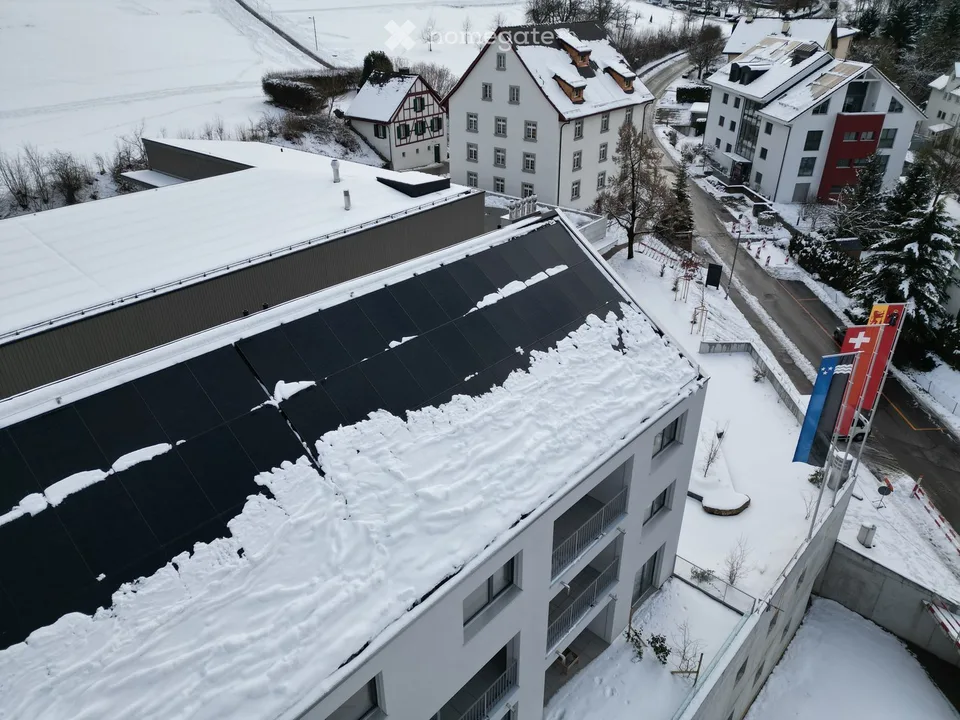 Premier location de très grand espace de vie au meilleur emplacement central (norme de construction intérieure la plus élevée)