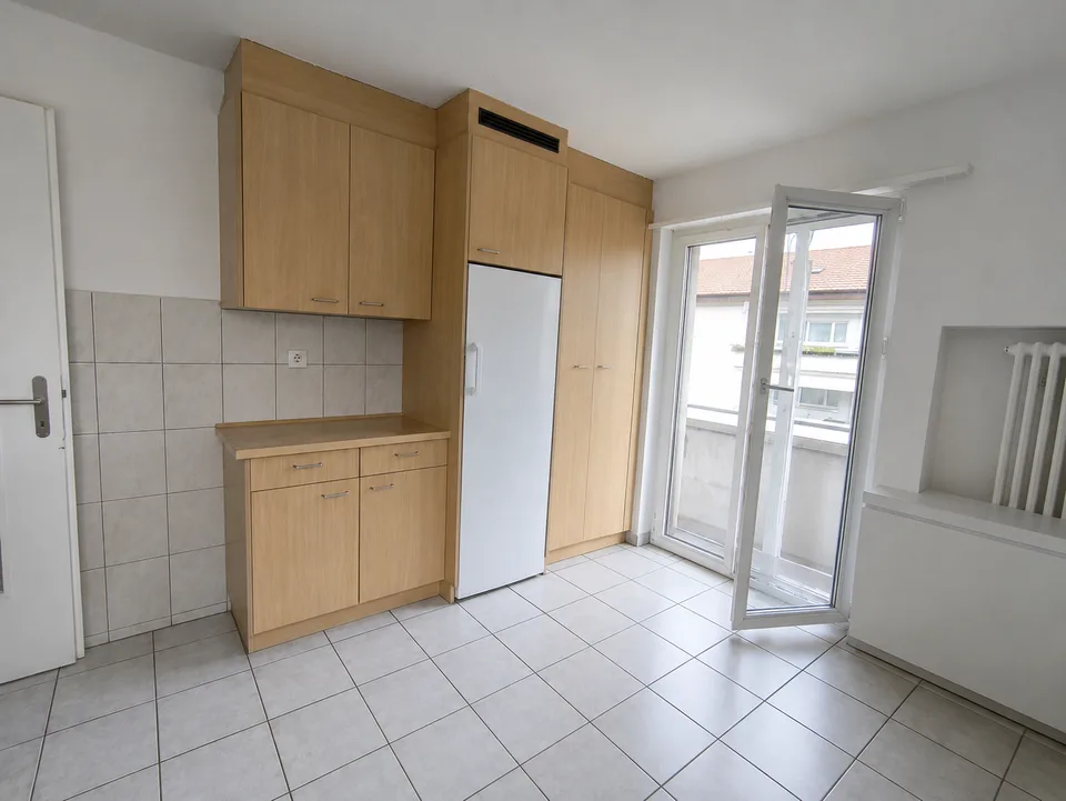 Appartamento accogliente di 3.5 locali con balcone in zona tranquilla in affitto
