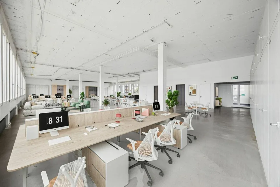 Zentrale Bürofläche im Edelrohbau - gestalten Sie Ihren neuen Standort