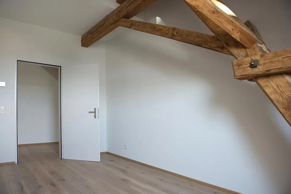 Appartamento unico di 4,5 locali in affitto nel centro di Illnau – foto 6 di 7