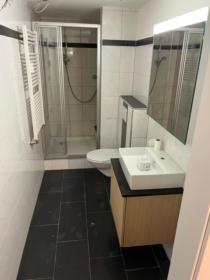Appartement moderne rénové dans un quartier résidentiel calme