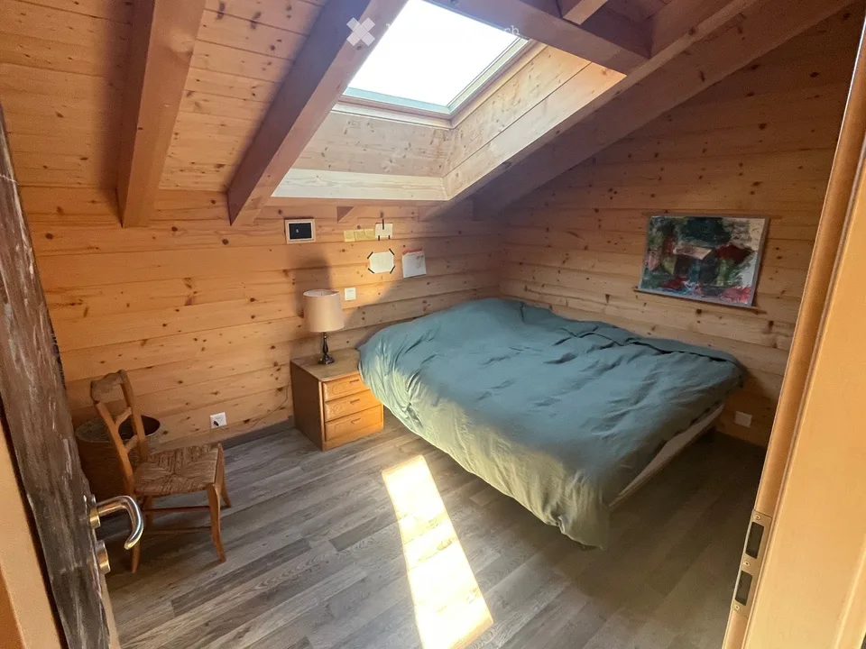 Room in shared accommodation in Salvan