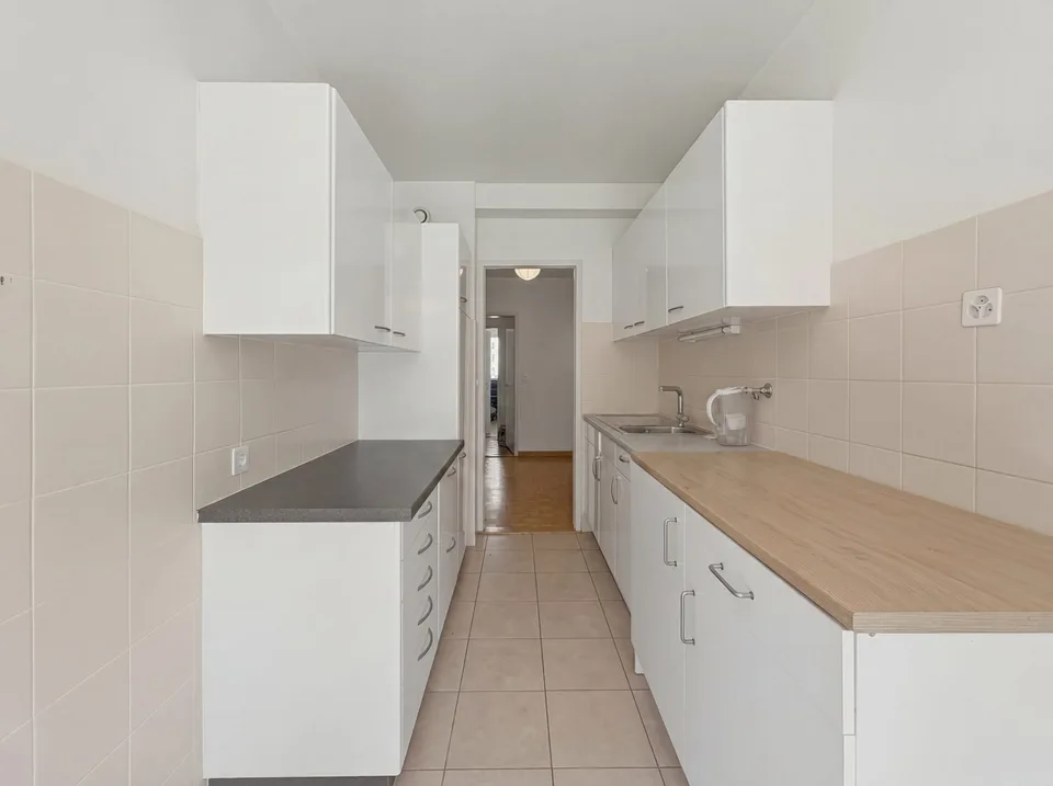 Helles 4-Zimmer-Wohnung - 2 Schlafzimmer und großer Balkon