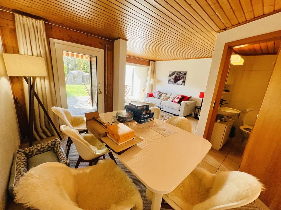 Schönes 3.5-Zimmer-Wohnung renoviert - Sehr gut gelegen - Ruhige Lage - Geräumige Terrasse