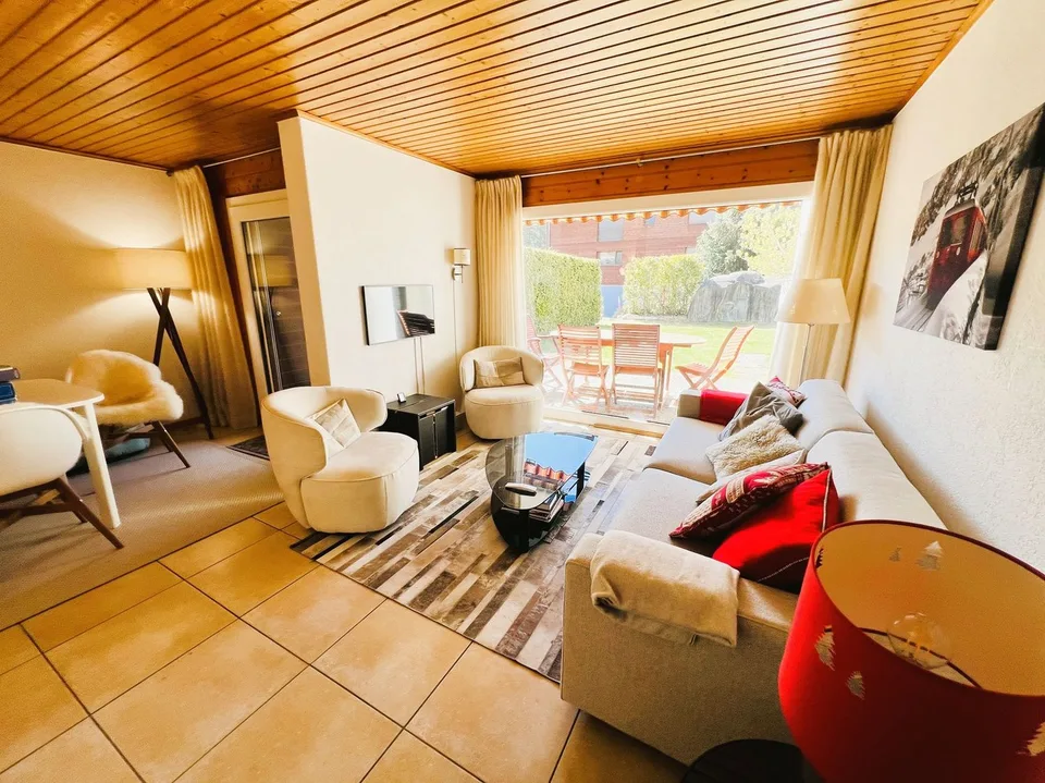 Schönes 3.5-Zimmer-Wohnung renoviert - Sehr gut gelegen - Ruhige Lage - Geräumige Terrasse