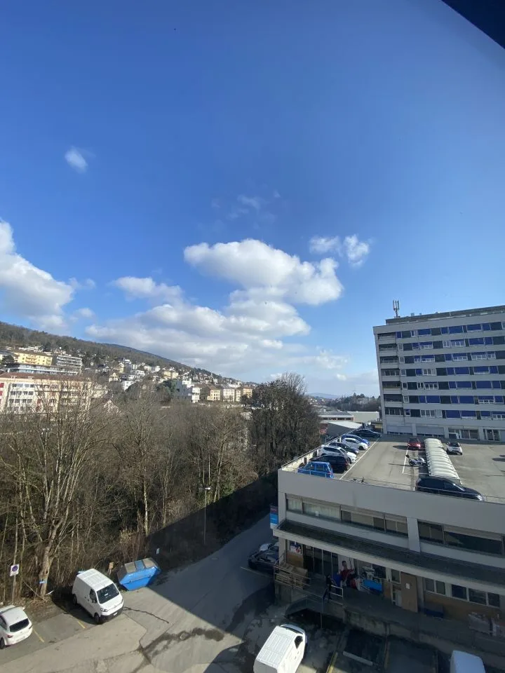 Grande ufficio a Neuchâtel / studio medico