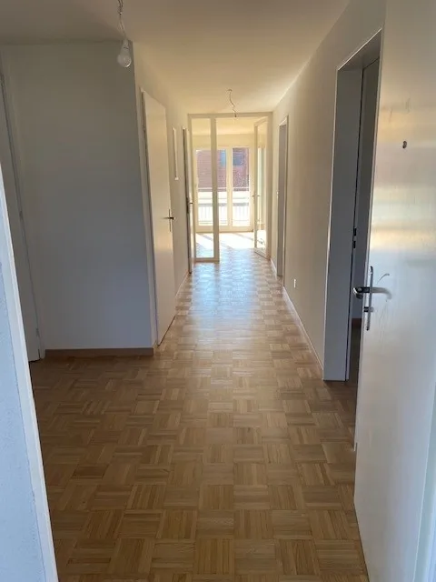 Appartement 5 pièces, 100,8 m2, 1er étage, à Münchenstein près de Gartenstadt