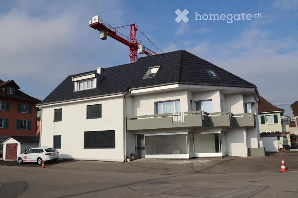 Charmante 1.5-Zimmer-Dachwohnung mit Balkon in Frenkendorf