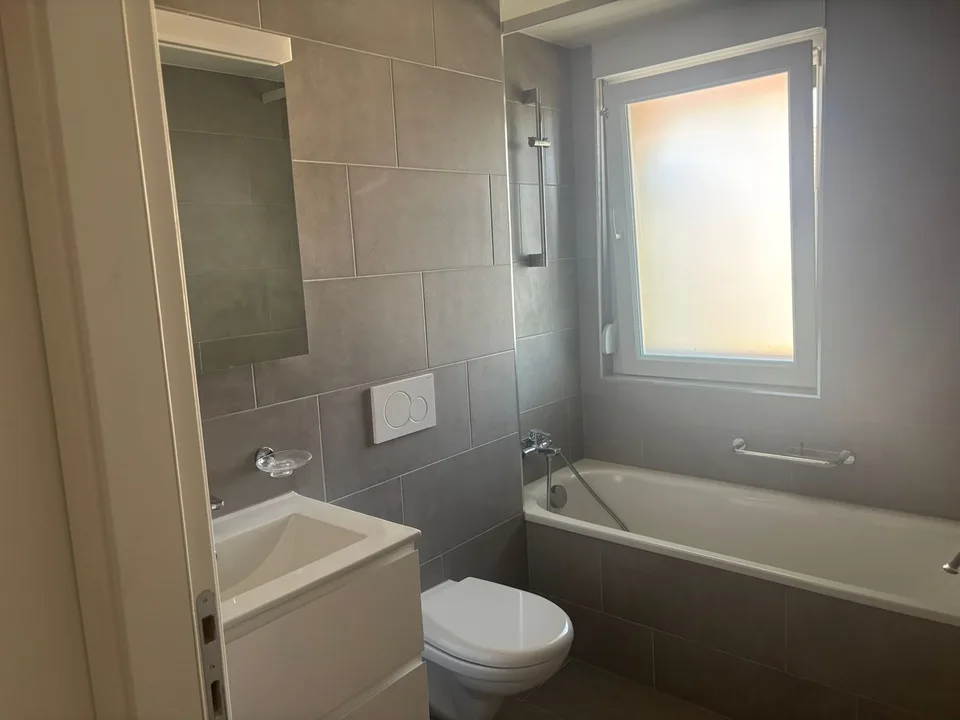 Charmantes möbliertes Studio mit Balkon in La Chaux-de-Fonds