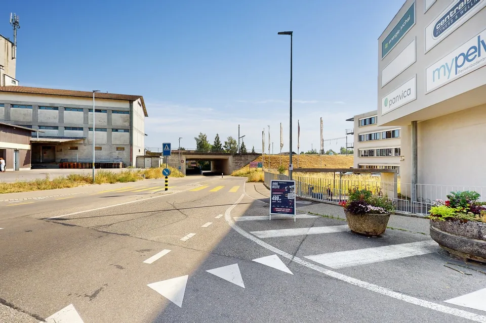 Lichtdurchflutete Gewerbefläche im Erdgeschoss – vielseitig nutzbar (103 m²) – Foto 7 von 7