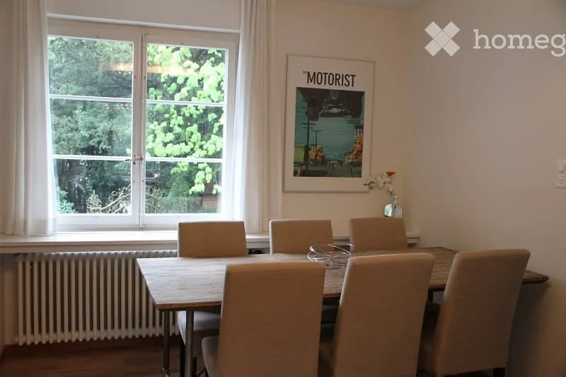 Habiter dans sa propre petite maison sur Zürichberg !