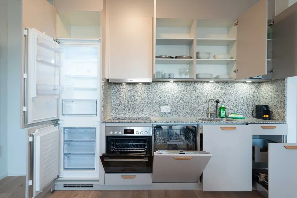 Moderne, frisch renovierte 2 Zimmer Wohnungen mit Balkon
