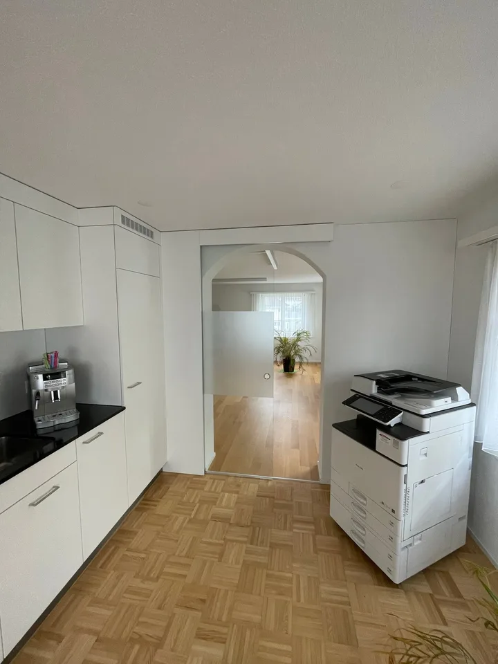 Büro-/ Gewerberäumlichkeiten im Zentrum von Schötz