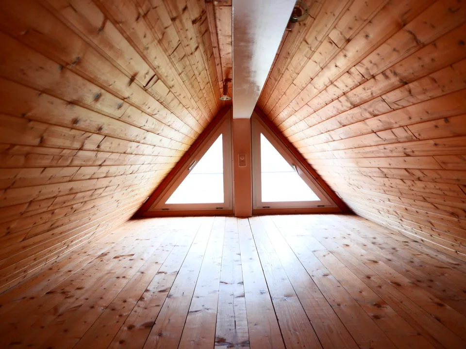 Originelles Büro/Atelier mit herrlichem Ausblick in attraktivem 2-Familienhaus im Dorfzentrum ... – Foto 6 von 9