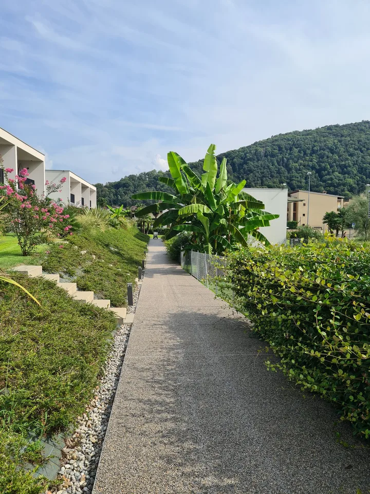 Modernes Haus mit Pool in Caslano - sofort verfügbar