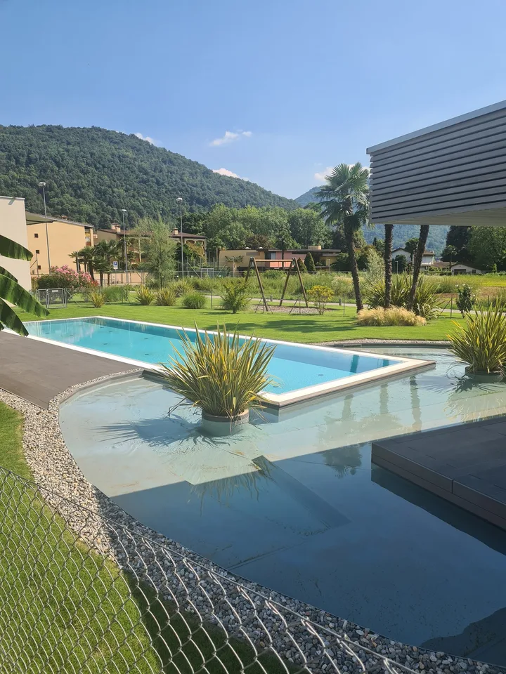 Casa moderna con piscina a Caslano - Disponibile subito