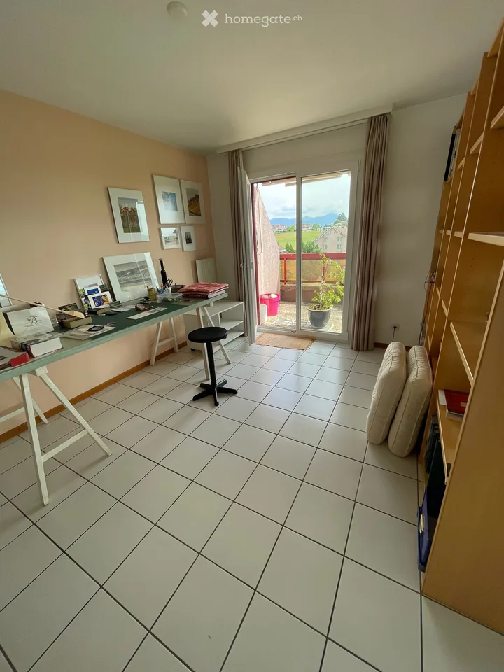 Geräumige 5.5-Zimmer-Wohnung in Ecublens – ab September 2026 verfügbar