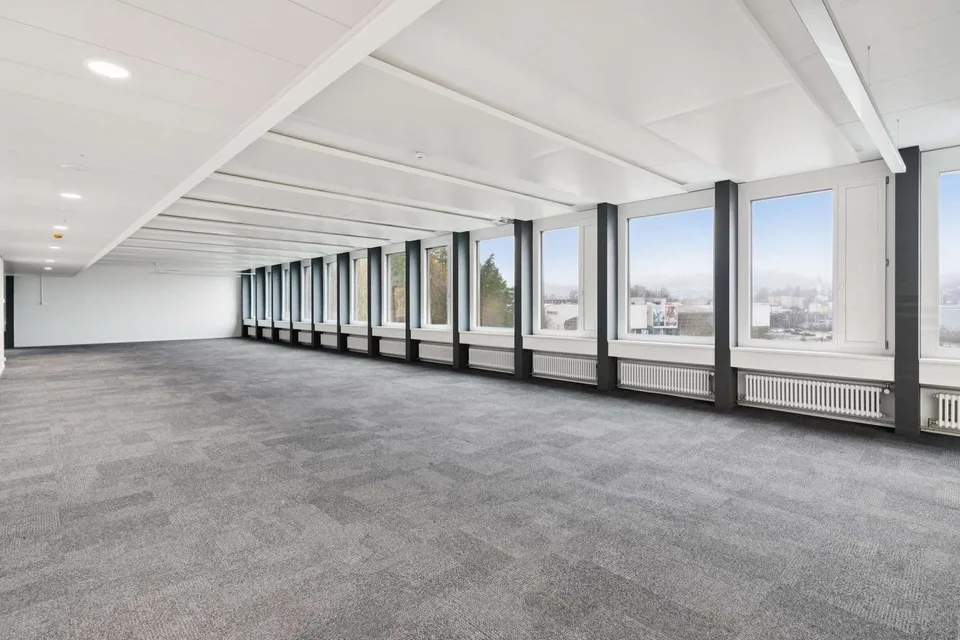 Superbes bureaux rénovés en centre-ville
