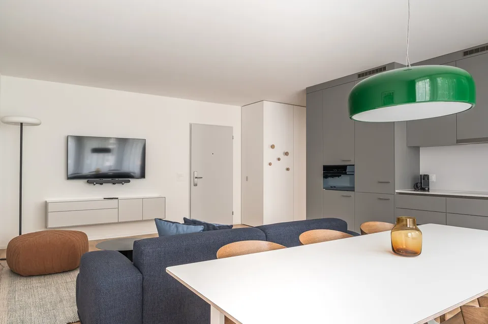 NEW WOW! 3min zum HB - möblierte 2.5-Zimmer-Wohnung 56m2 – ab 01.11.2025