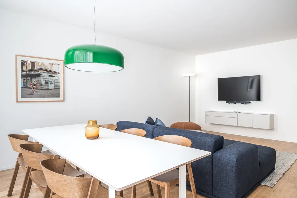 NEW WOW! 3min zum HB - möblierte 2.5-Zimmer-Wohnung 56m2 – ab 01.11.2025