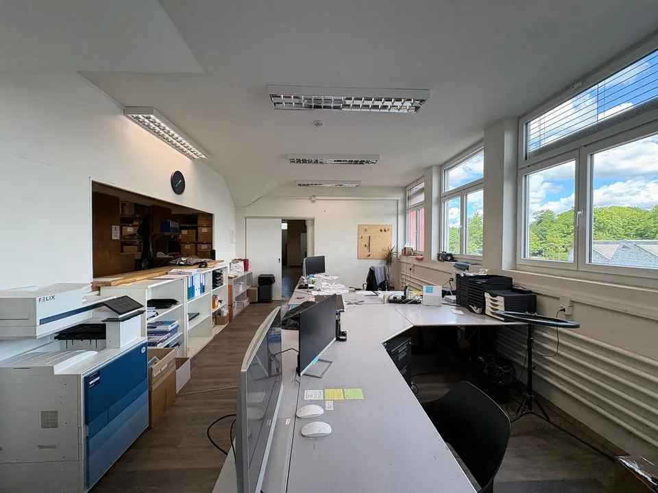 Espace commercial - utilisable comme atelier, exposition, bureau, stockage - à proximité de l'autoroute – photo 15 sur 26