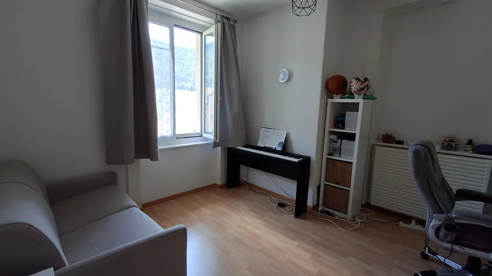 In affitto: appartamento 3.5 locali - Pontins 17, Villeret