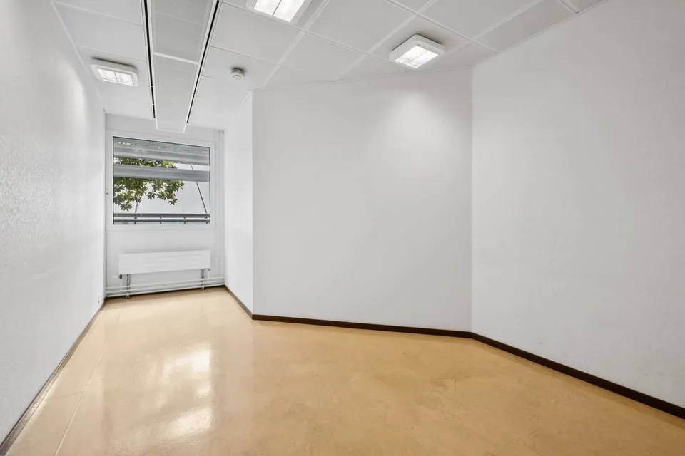 Verwaltungsflächen in Charmilles – Foto 7 von 13