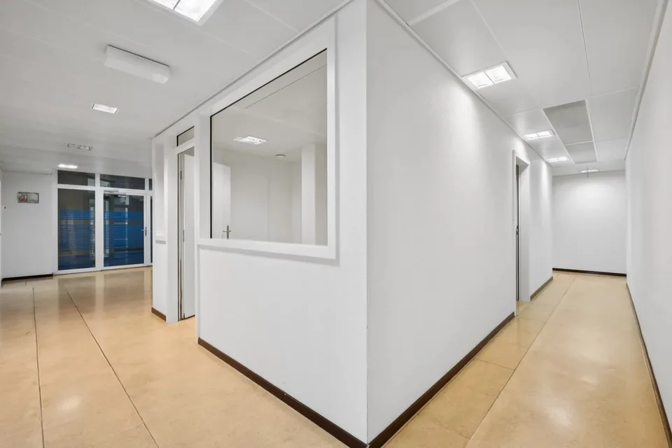 Verwaltungsflächen in Charmilles