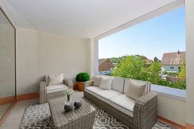 Neue 4.5-Zimmer-Maisonettewohnung: ländlich mit Stadtanschluss leben